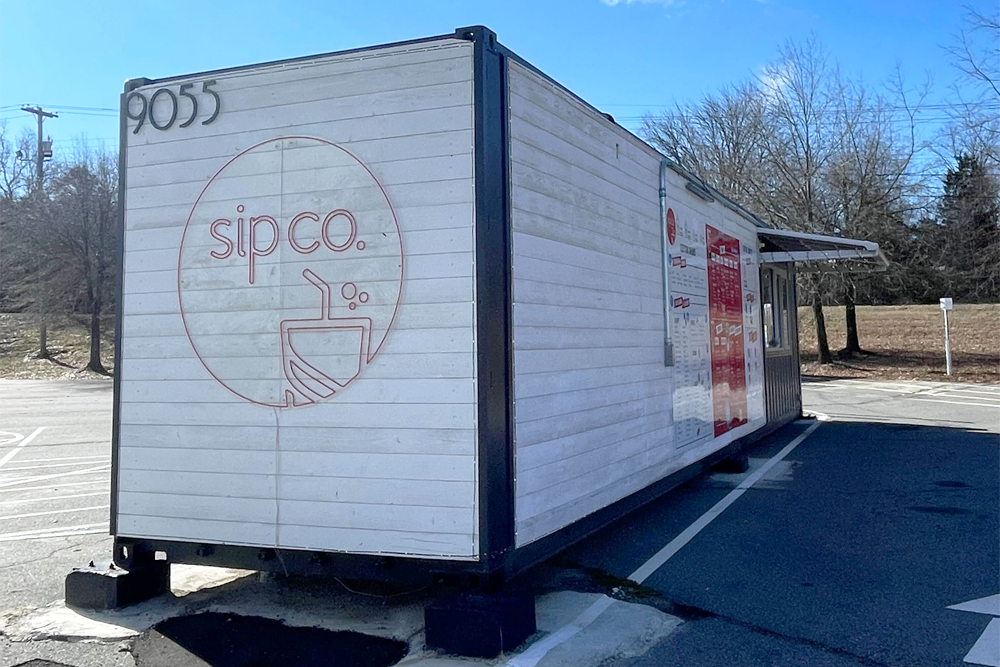 container bar wood facade